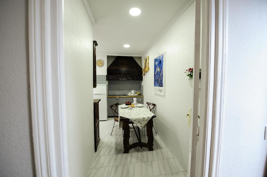 Heart Of Pamplona Apartments II By Clabao 部屋 写真